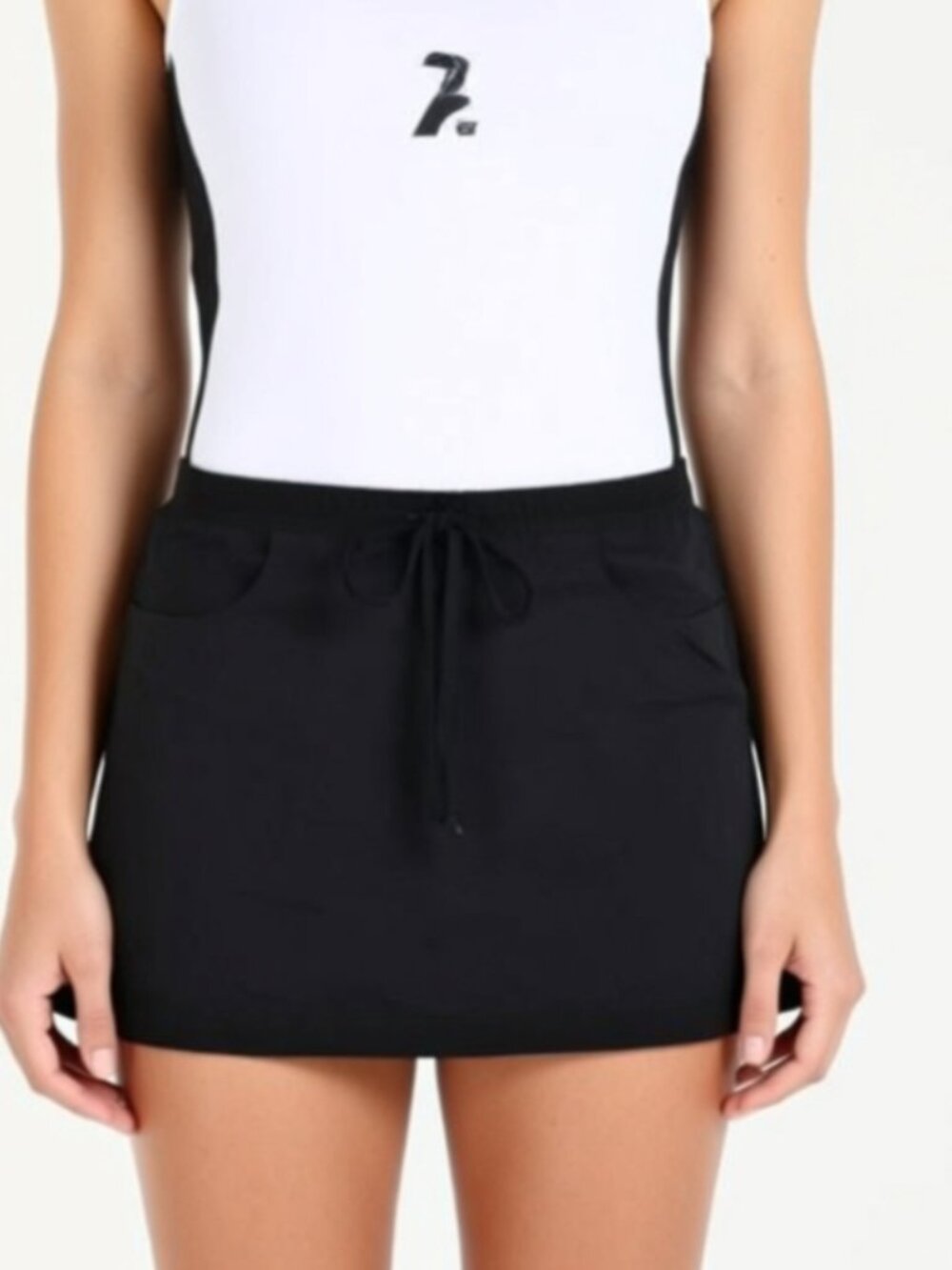 LL Bean Black Mini Skirt SIze Medium (F20)